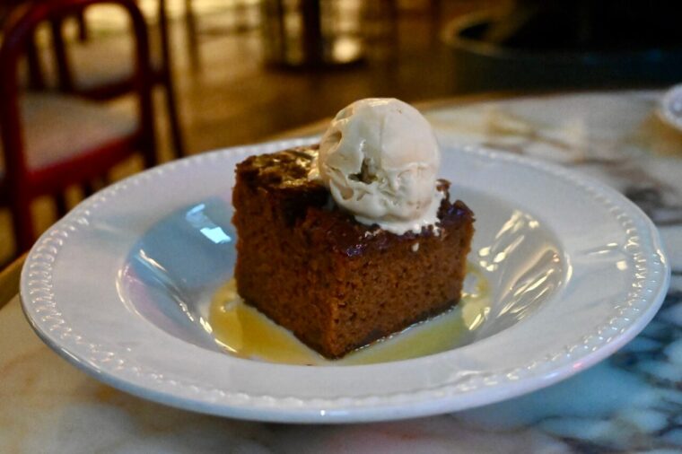 Ginger cake at Nessa