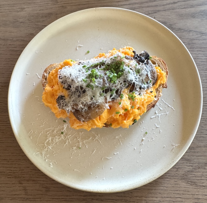 connaught village boxcar scrambled eggs and mushrooms